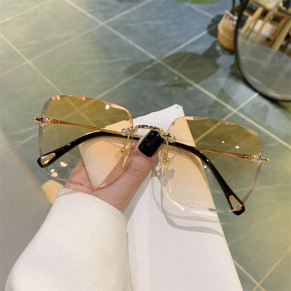 Luxury Frameless Sunglasses